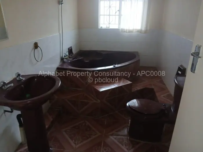 3 Bedroom House to Rent in Zimre Park, Harare