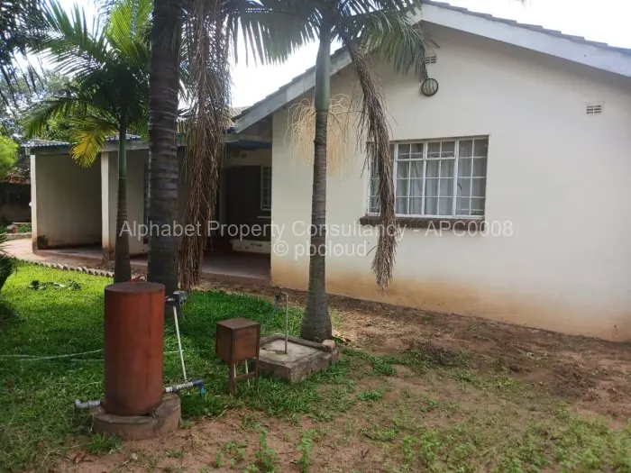 3 Bedroom House to Rent in Zimre Park, Harare