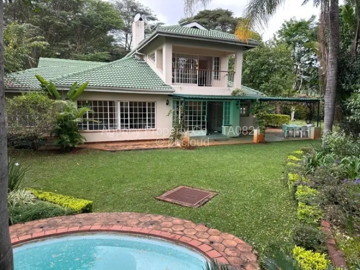 Townhouse/Cluster to Rent in Borrowdale Brooke, Harare