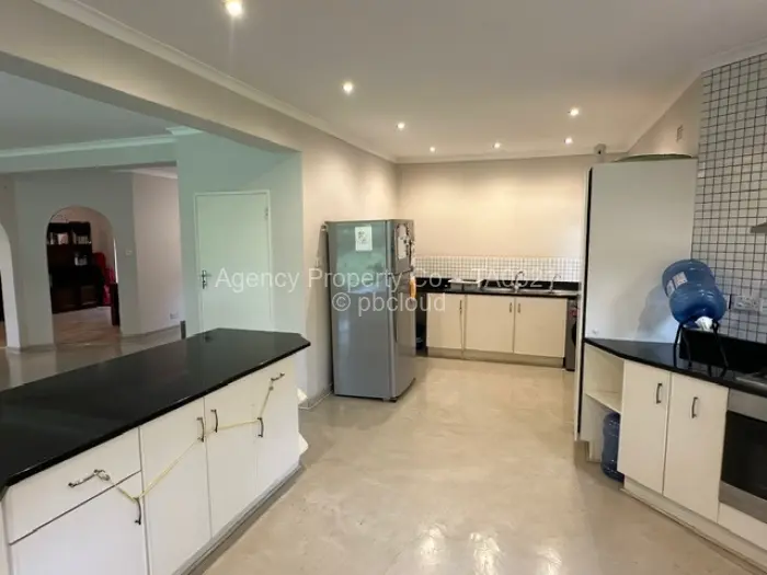 Townhouse/Cluster to Rent in Borrowdale Brooke, Harare