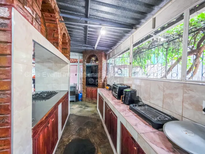 4 Bedroom House for Sale in Hillside Byo, Bulawayo