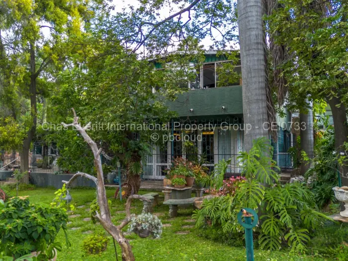 4 Bedroom House for Sale in Hillside Byo, Bulawayo