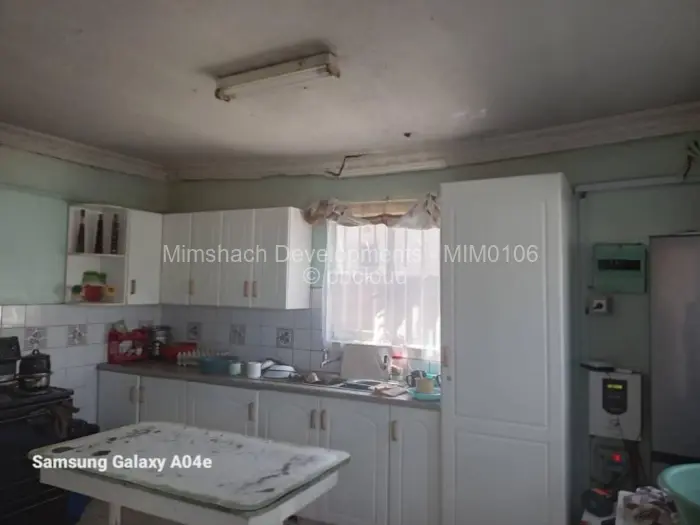 3 Bedroom House for Sale in Tafara, Harare