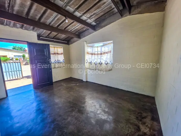 3 Bedroom House for Sale in Thorngrove, Bulawayo