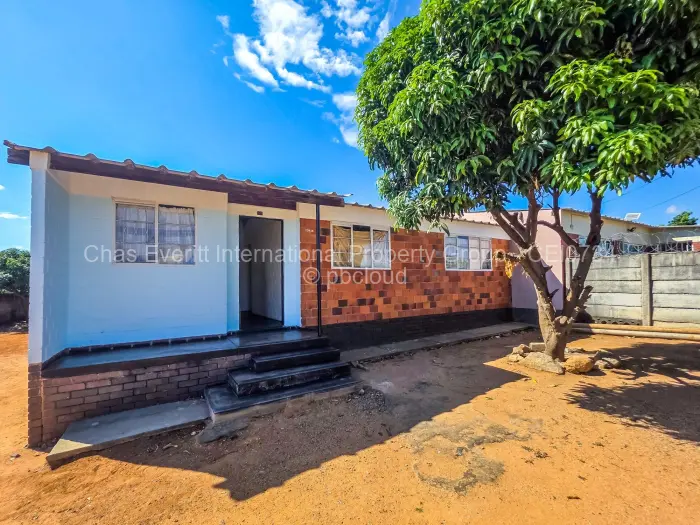 3 Bedroom House for Sale in Thorngrove, Bulawayo
