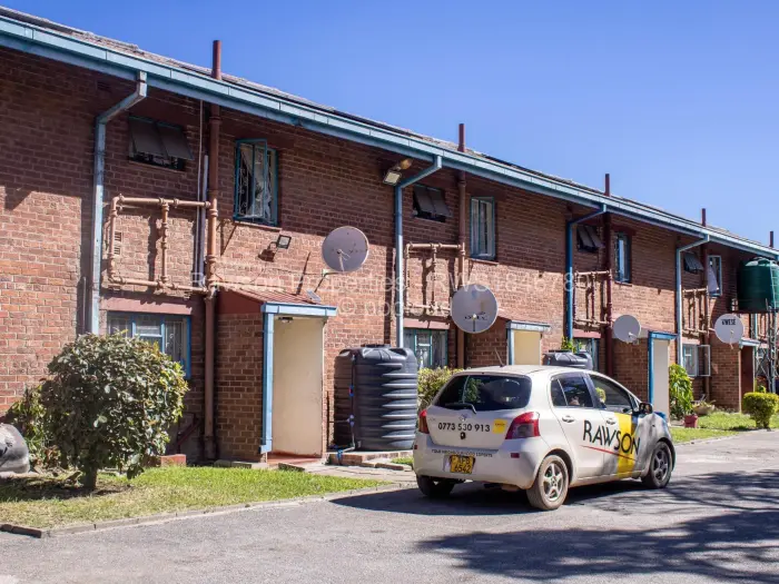 2 Bedroom Cottage/Garden Flat for Sale in Eastlea, Harare