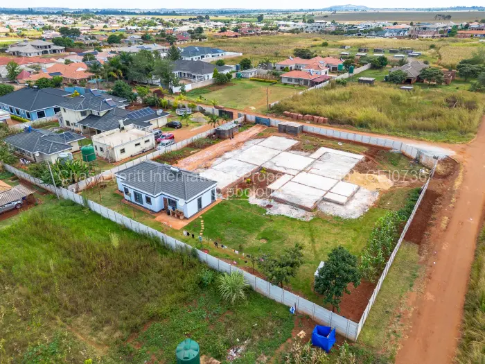 4 Bedroom Cottage/Garden Flat for Sale in Mount Pleasant Heights, Harare