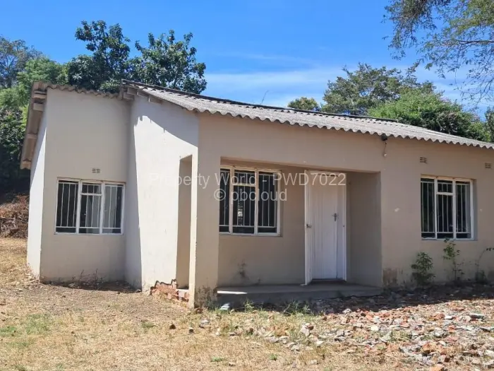 3 Bedroom House to Rent in Greendale North, Harare