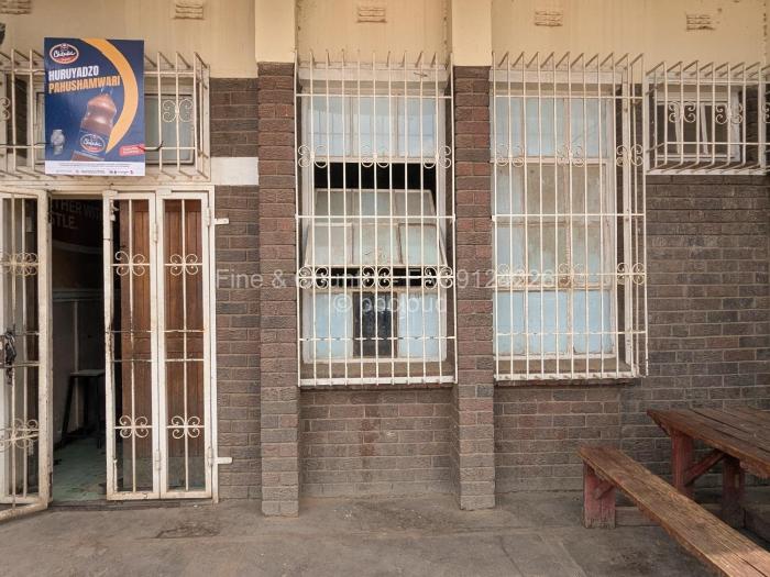 Retail/Shop for Sale in Chitungwiza, Chitungwiza