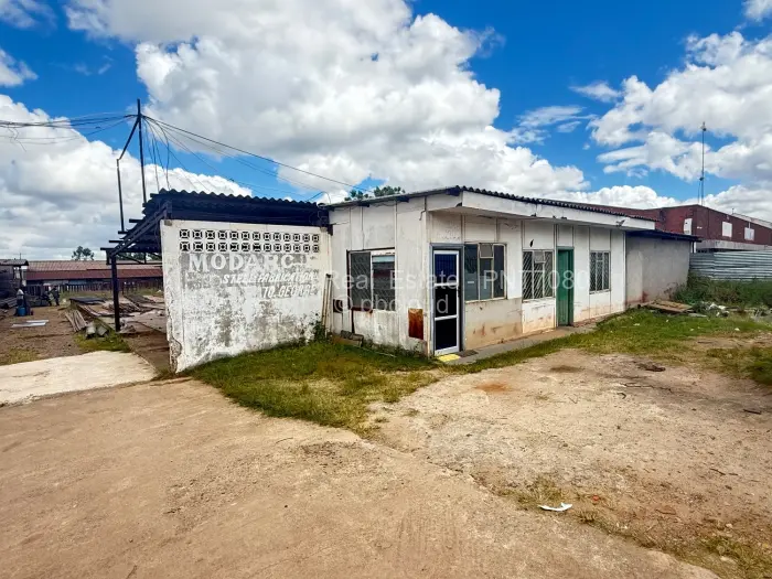 Industrial Stand for Sale in Msasa, Harare