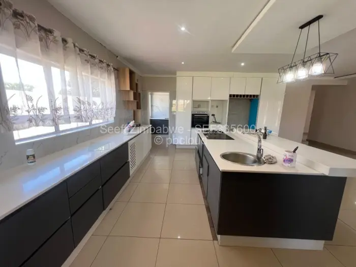 4 Bedroom House to Rent in Arlington