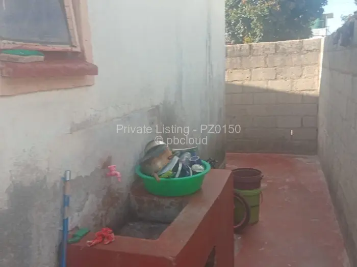 House for Sale in Mabvuku, Harare