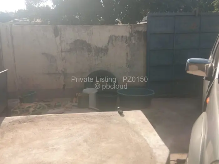 House for Sale in Mabvuku, Harare