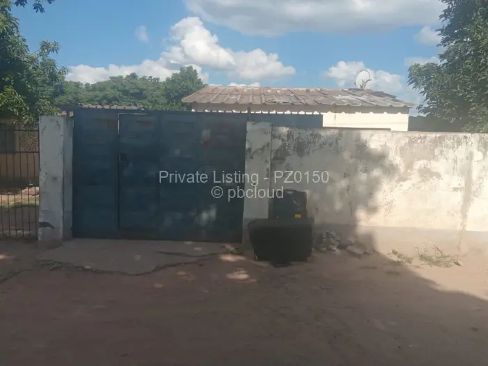 House for Sale in Mabvuku, Harare