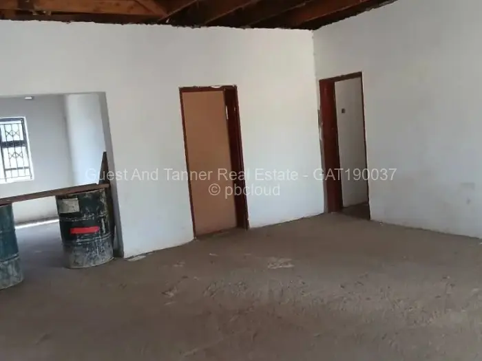 5 Bedroom House for Sale in Shamva, Shamva