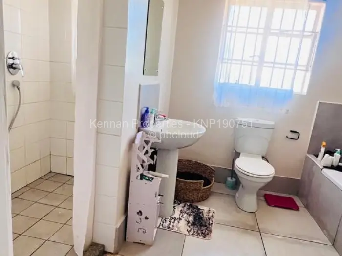 4 Bedroom House for Sale in Vainona, Harare