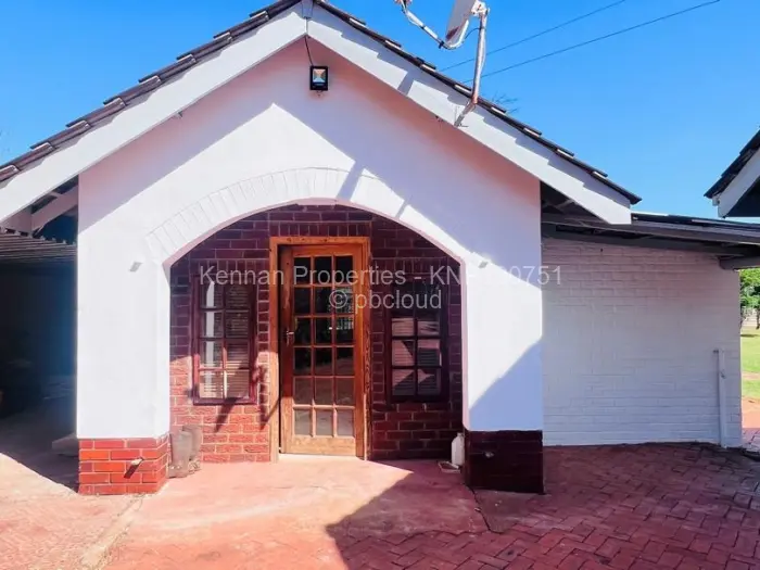 4 Bedroom House for Sale in Vainona, Harare