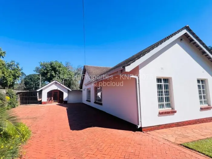 4 Bedroom House for Sale in Vainona, Harare