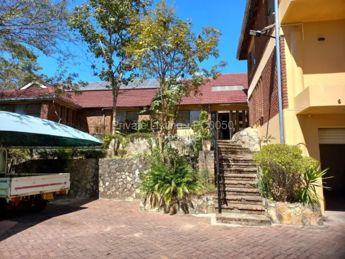 6 Bedroom House for Sale in Glen Lorne, Harare
