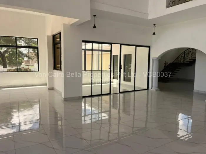 6 Bedroom House for Sale in Borrowdale Brooke, Harare
