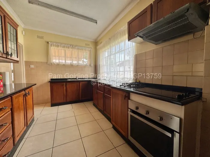 Townhouse/Cluster to Rent in Borrowdale, Harare