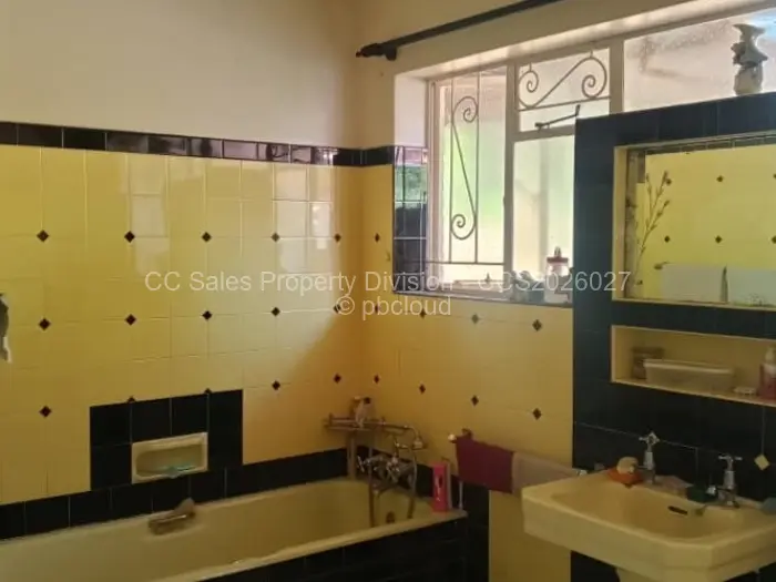 3 Bedroom House for Sale in Newton West, Bulawayo