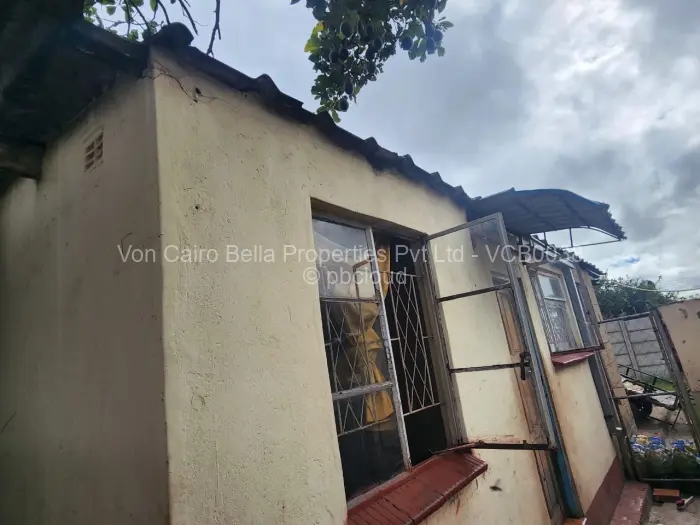 4 Bedroom House for Sale in Glen Norah, Harare