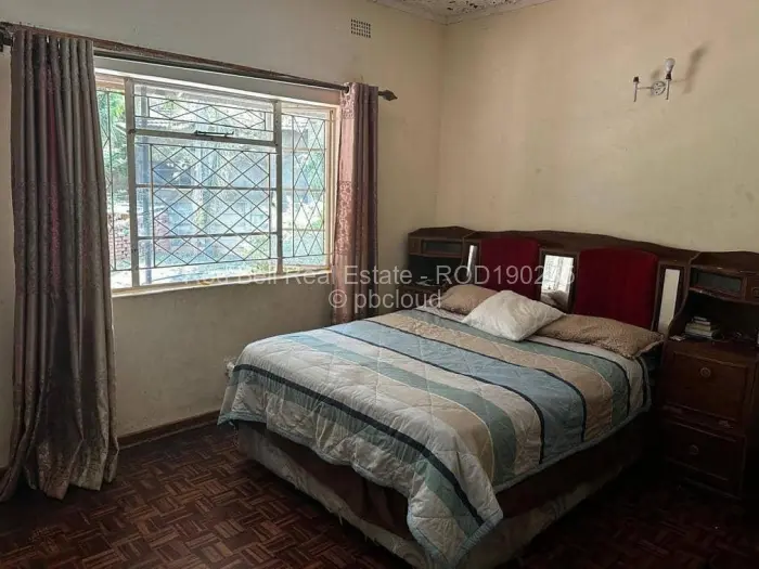 4 Bedroom House for Sale in Chiredzi, Chiredzi