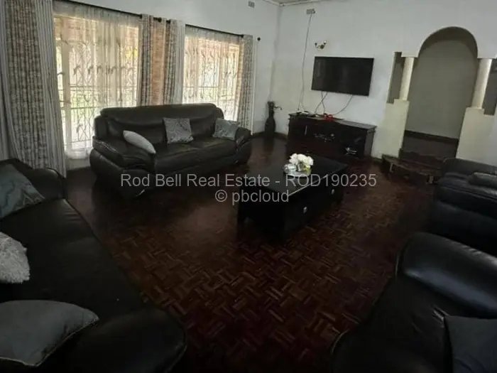 4 Bedroom House for Sale in Chiredzi, Chiredzi