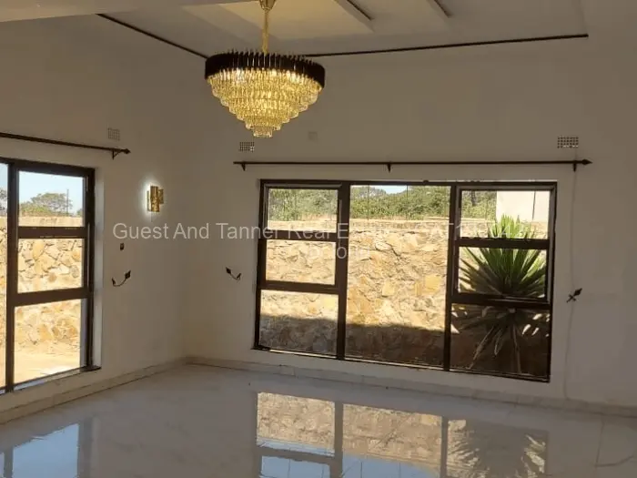 4 Bedroom House for Sale in Crowhill Views, Harare