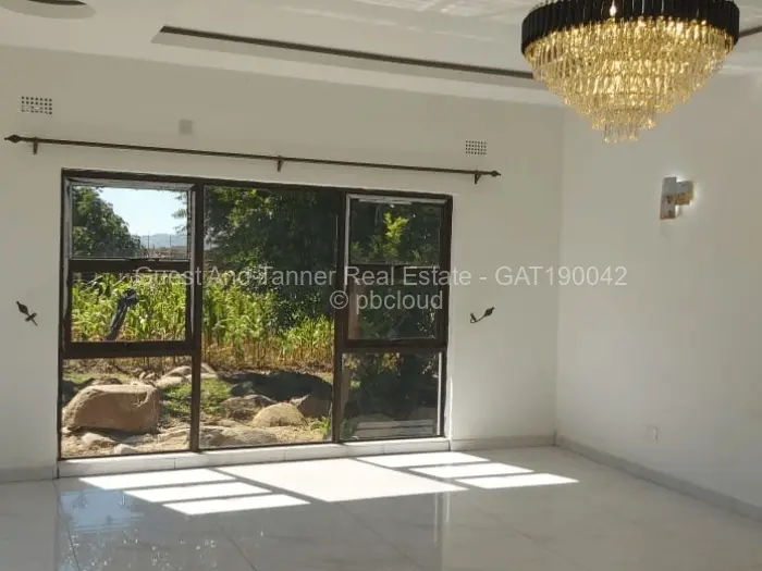 4 Bedroom House for Sale in Crowhill Views, Harare