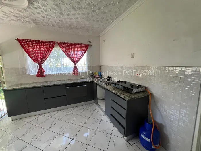 5 Bedroom House to Rent in Strathaven