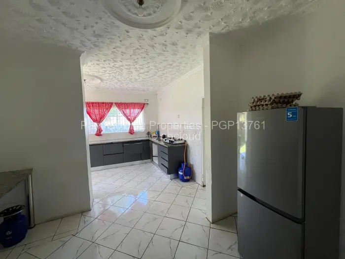 5 Bedroom House to Rent in Strathaven