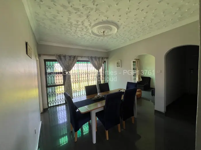 5 Bedroom House to Rent in Strathaven