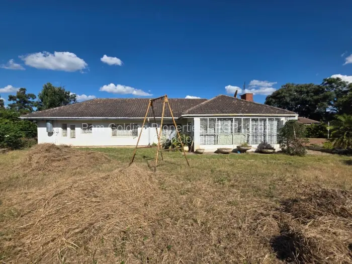 4 Bedroom House for Sale in Woodlands, Bulawayo