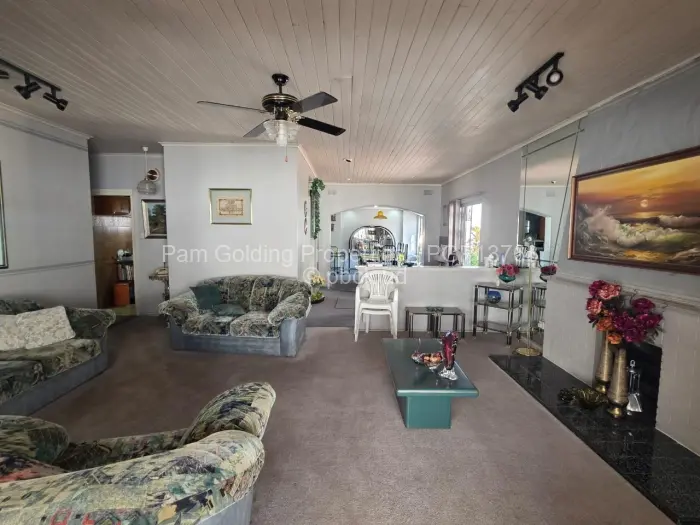 4 Bedroom House for Sale in Woodlands, Bulawayo