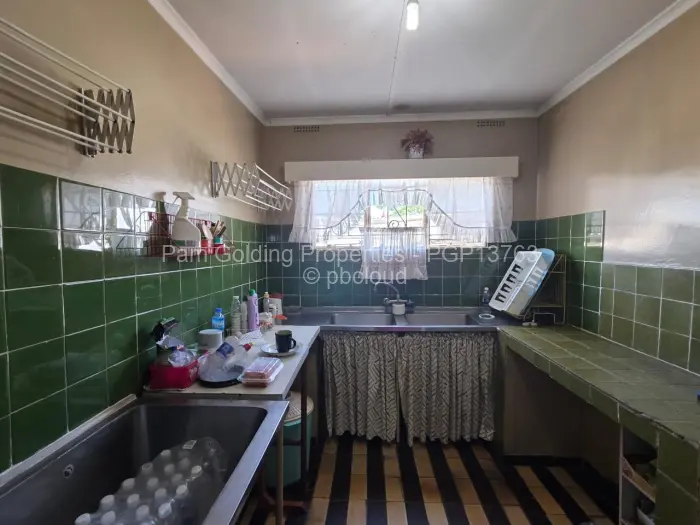 4 Bedroom House for Sale in Woodlands, Bulawayo