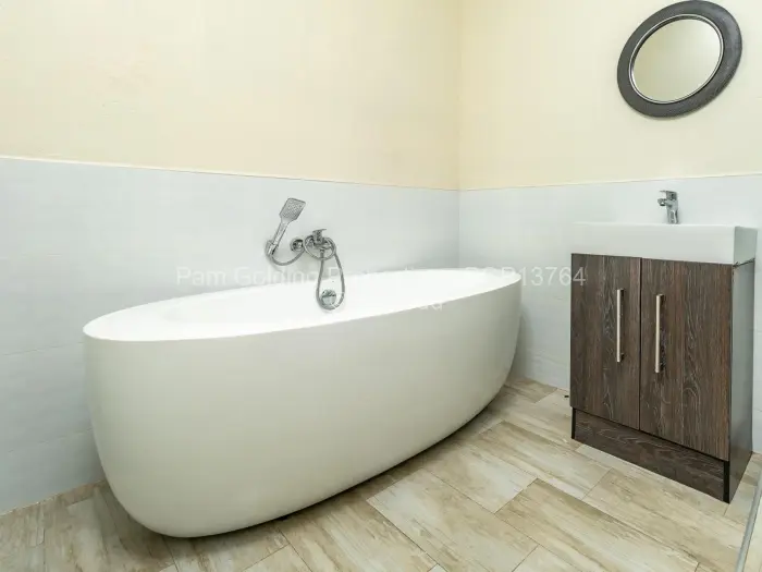 Townhouse/Cluster to Rent in Avondale