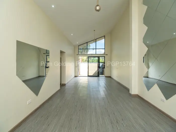 Townhouse/Cluster to Rent in Avondale