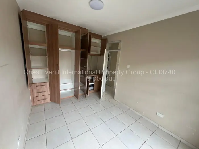 Townhouse/Cluster to Rent in Marlborough