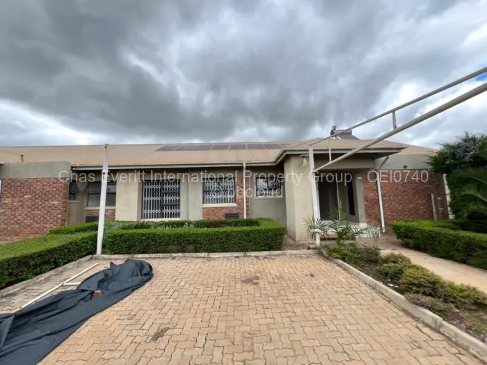 Townhouse/Cluster to Rent in Marlborough