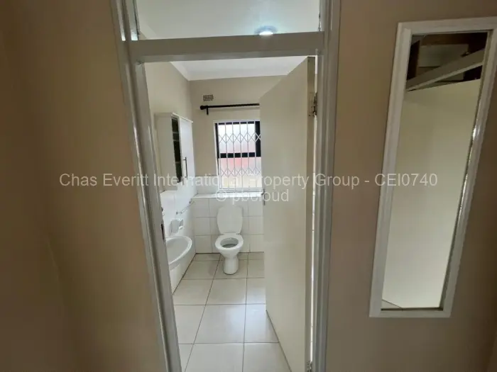 Townhouse/Cluster to Rent in Marlborough