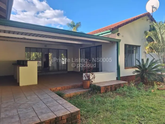 Townhouse/Cluster to Rent in Greendale, Harare