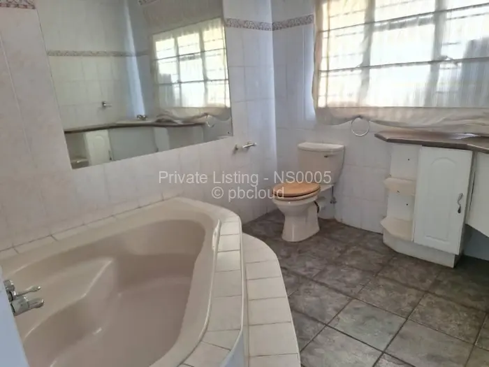 Townhouse/Cluster to Rent in Greendale, Harare