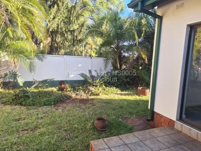 Townhouse/Cluster to Rent in Greendale, Harare