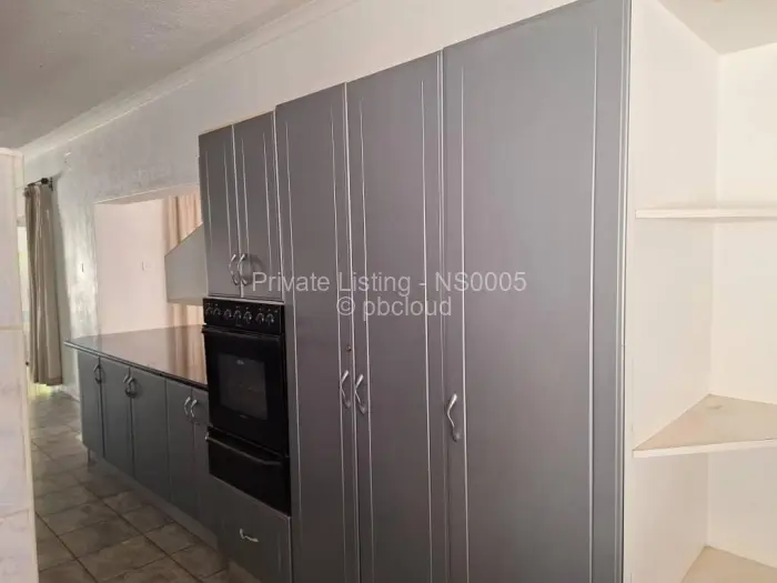 Townhouse/Cluster to Rent in Greendale, Harare