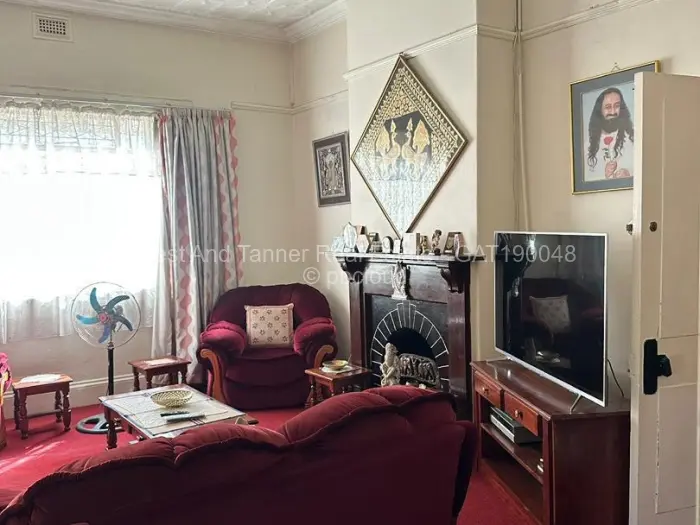 Townhouse/Cluster for Sale in Bulawayo City Centre, Bulawayo