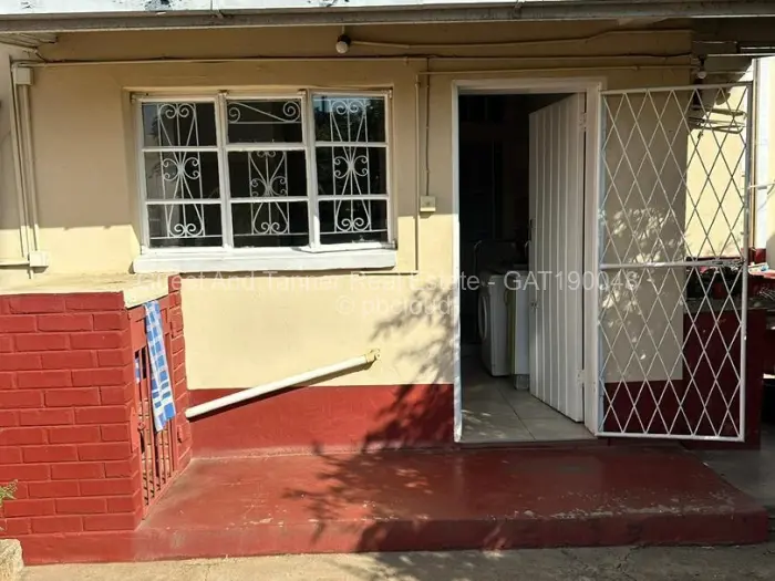 Townhouse/Cluster for Sale in Bulawayo City Centre, Bulawayo