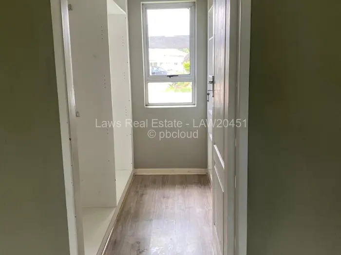 Flat/Apartment to Rent in Newlands