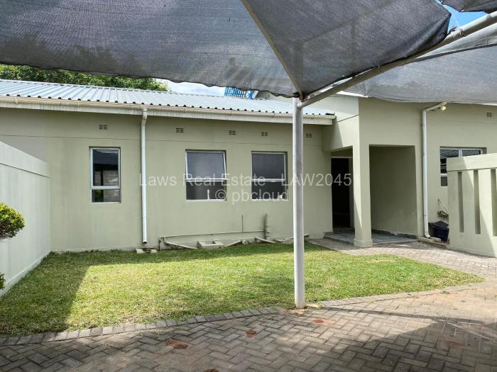 Flat/Apartment to Rent in Newlands, Harare